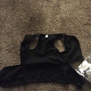 A work out vest for lady